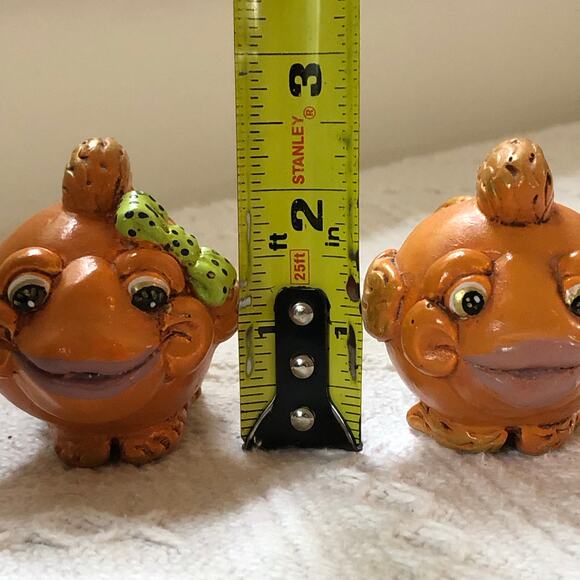 VTG Vicki Thomas Gourd Fish Set 2 Signed 1999 Figurine Quirky Whimsical Folk Art - Picture 13 of 14